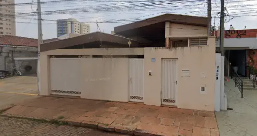 Casa comercial com 5 salas para alugar no Centro, Araraquara 