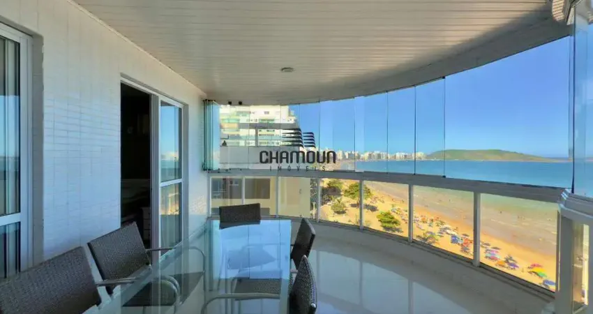 Apartamento a Beira Mar com 3 quartos, 1 suite e 2 vagas de garagem.