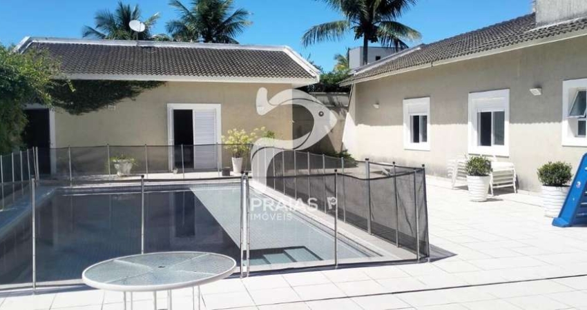 Casa em condomínio fechado com 6 quartos à venda na Benedito Zanelato (rua 40), --, Jardim Acapulco, Guarujá