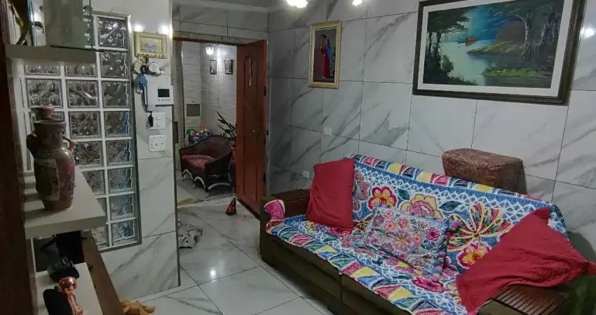 Vende-se Casa/Sobrado 2 Qtos na Vila Valença em São Vicente/SP
