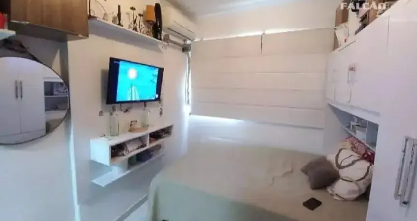 Vende-se kitnet vista ao mar no bairro Itararé em São Vicente