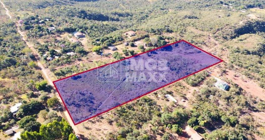 Chácara a venda NR Euller Paranhos - terra nua - 28000 m² - com nascente - Escriturada e Registrada.
