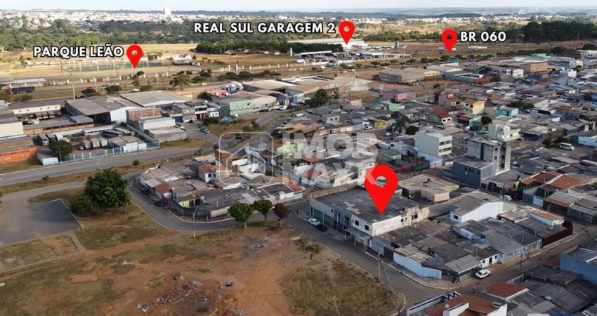 Prédio à Venda em Samambaia Sul, Brasília - Lojas e 02 apart