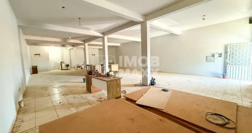 Loja/salão à venda no setor econômico de sobradinho, 200m², 1 dormitório, 1 banheiro. confira!