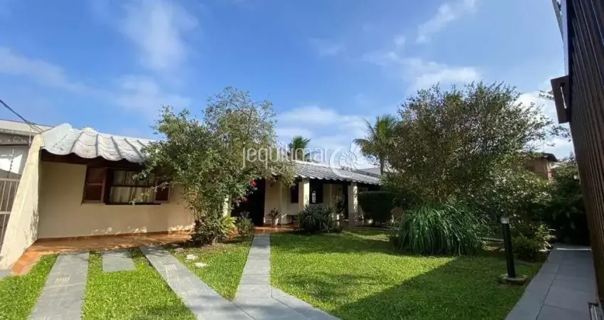 Casa com 5 quartos à venda no Jardim Virgínia, Guarujá 