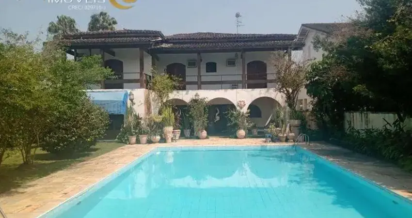 Casa em condomínio fechado com 5 quartos à venda no Jardim Acapulco, Guarujá 