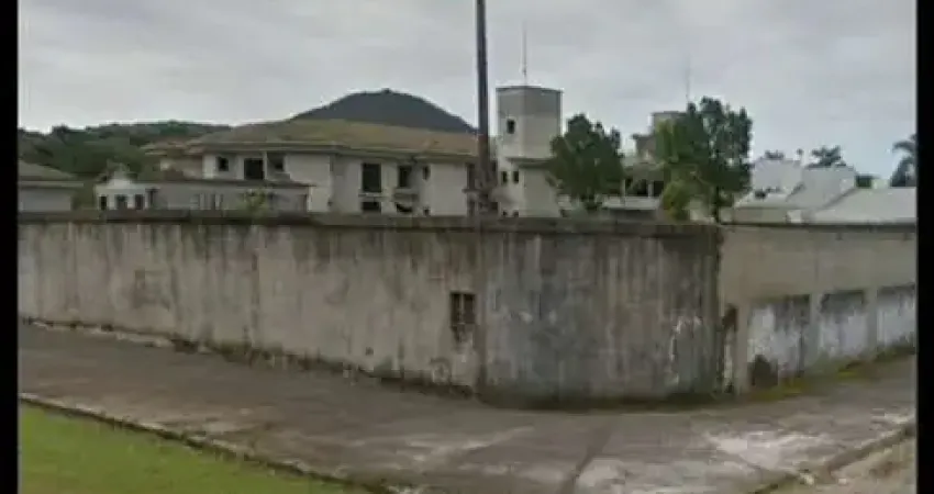 Terreno à venda no Balneário Praia do Pernambuco, Guarujá 