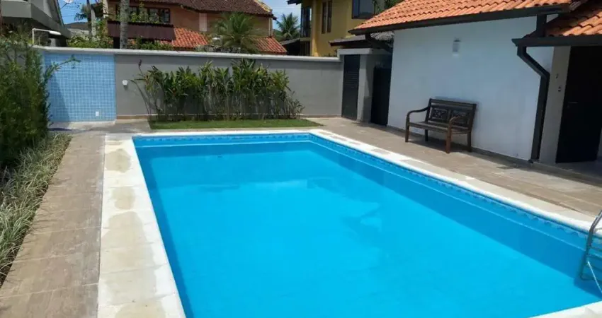 Casa em condomínio fechado com 4 quartos à venda no Jardim Acapulco, Guarujá 