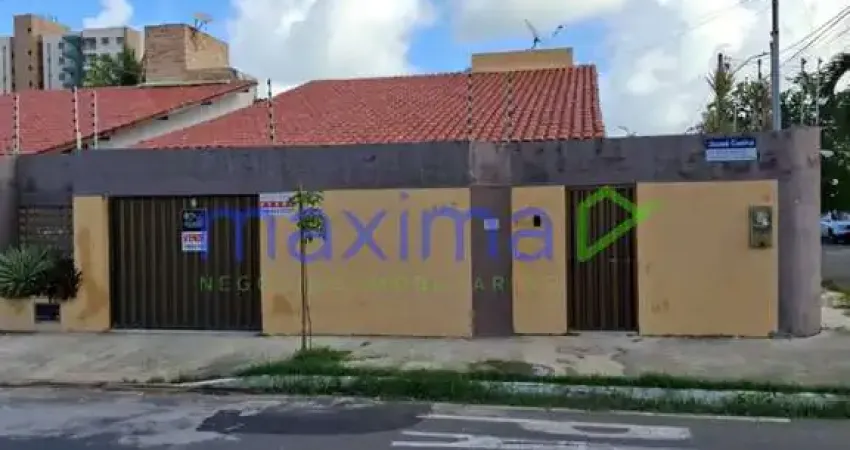 Casa com 3 quartos à venda na Rua Josué de Carvalho Cunha, 437, Coroa do Meio, Aracaju