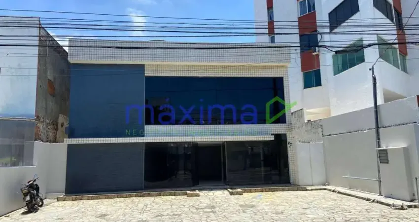 Ponto comercial com 2 pavimentos em frente ao iate clube aracaju