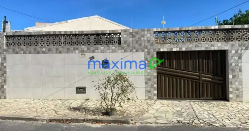 Casa com 3 quartos à venda na Rua Professor Damião Teles de Menezes, 26, Jabotiana, Aracaju