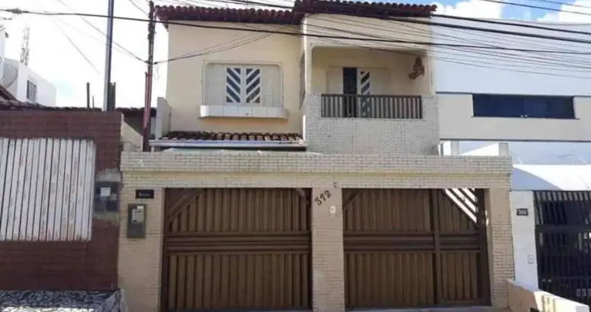 Casa com 4 quartos à venda na Rua Estância, 372, Treze de Julho, Aracaju