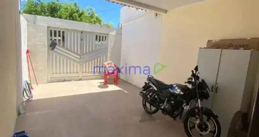 Casa com 3 quartos à venda na Rua Edson de Oliveira, 109, Farolândia, Aracaju