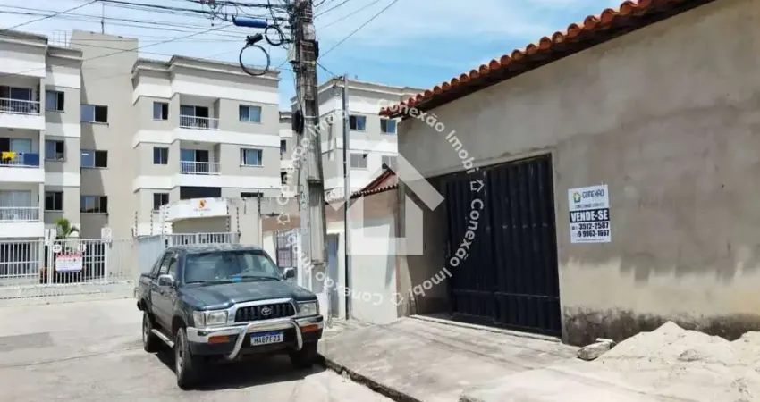 VENDE-SE casa com 2 quartos sendo 1 suíte no Bairro Aeroporto