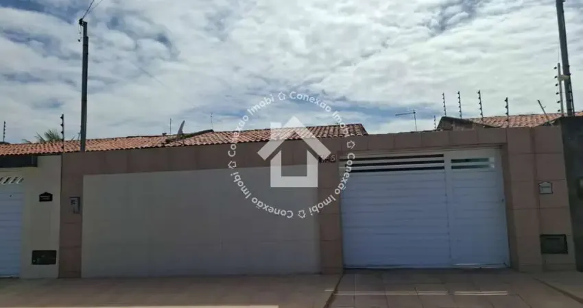 Casa com 2 quartos bem localizada no Bairro Aruana
