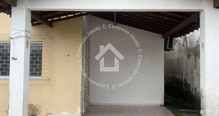 Casa à venda no Bairro Aruana em Aracaju - 02 quartos e Portão Eletrônico