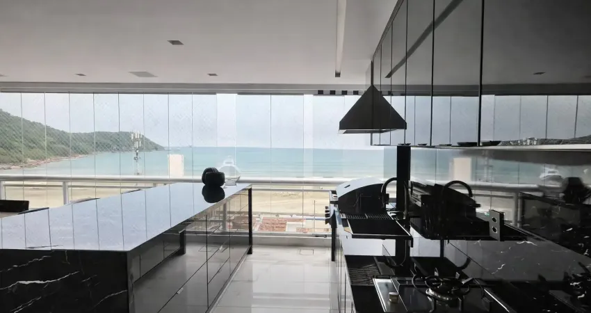 Apartamento de altíssimo padrão frente mar no canto do forte – 250 m² com vista definitiva