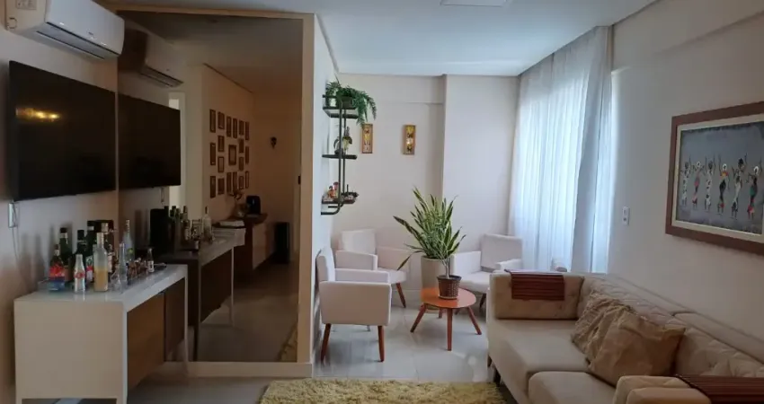 Apartamento à venda 2/4, 62m2, varanda integrada, vaga de garagem
