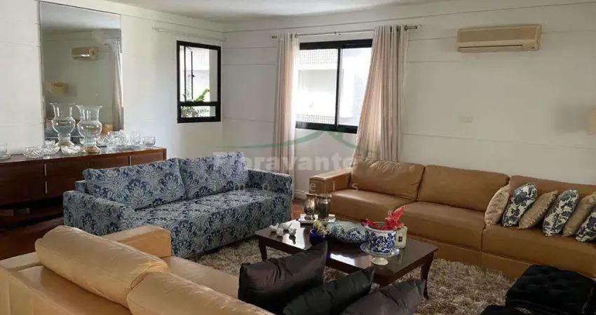 Apartamento 4 suites 1 quadra da melhor praia de Santos