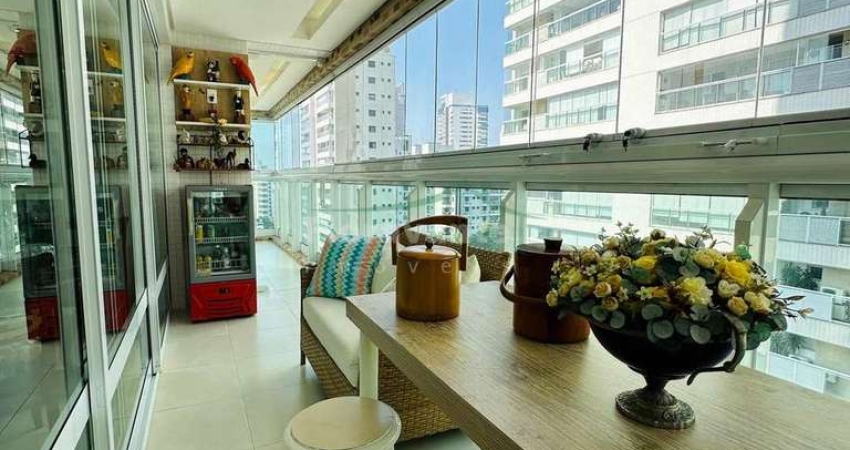 Apartamento com 4 suítes,  Gonzaga, Santos