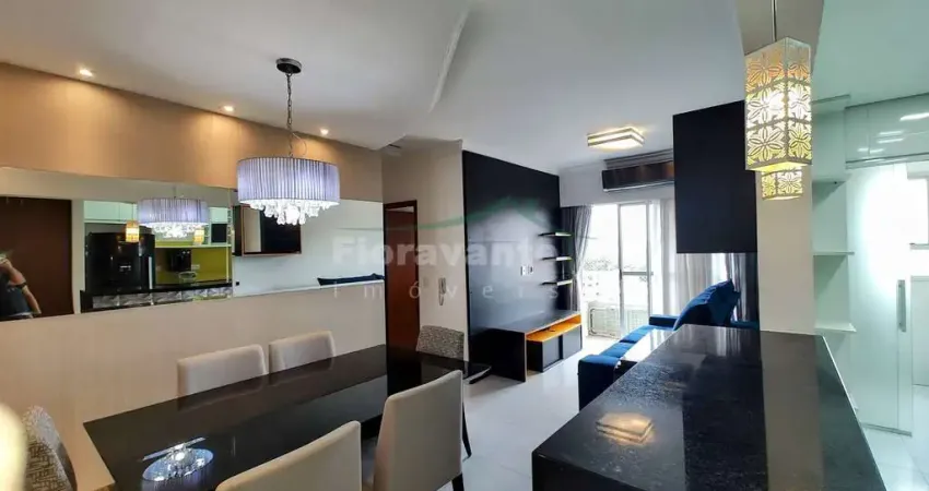 Apartamento com 2 quartos, vila mathias, santos. modernizado.