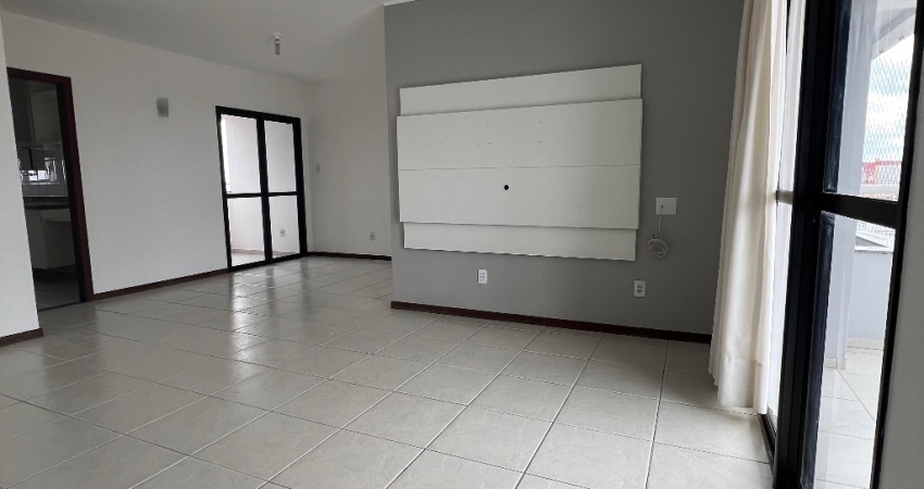 Apartamento com 4 quartos para alugar na Rua Domingos Barbosa de Araújo, 1050, Ponto Central, Feira de Santana