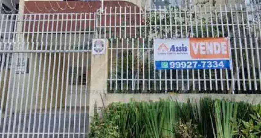 Sobrado à venda no bairro Loteamento Marinoni - Almirante Tamandaré/PR