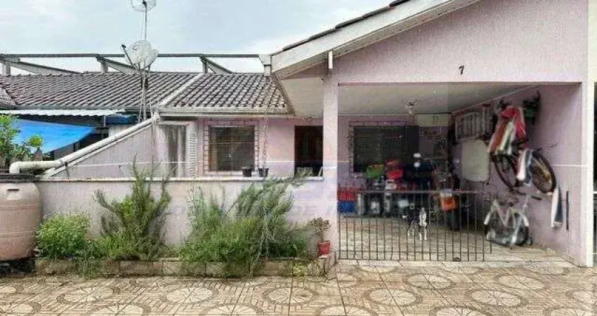 Casa à venda no bairro Ipê - São José dos Pinhais/PR