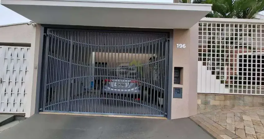 Casa a venda em Sao Carlos - 2 dormitorios, suite, armarios, 2 garagens