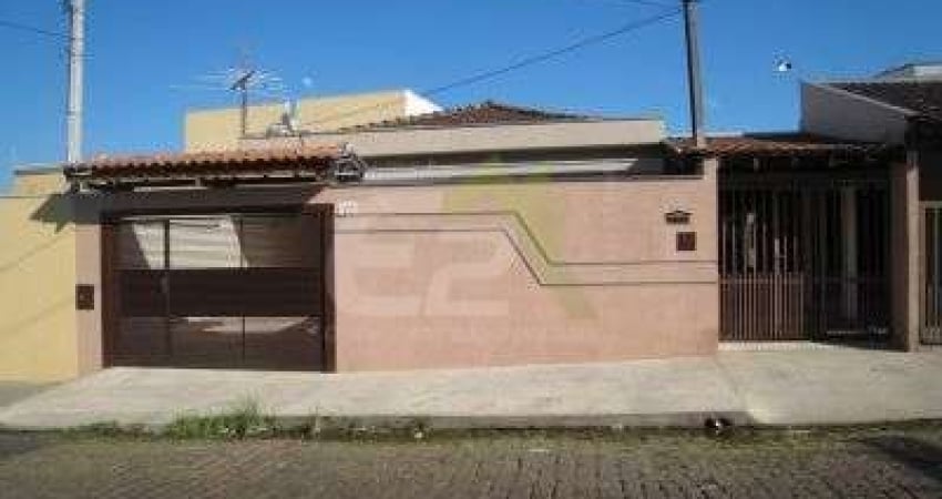 Casa a venda em Sao Carlos, Vila Brasilia | 3 Dormitorios, Armarios, 3 Vagas