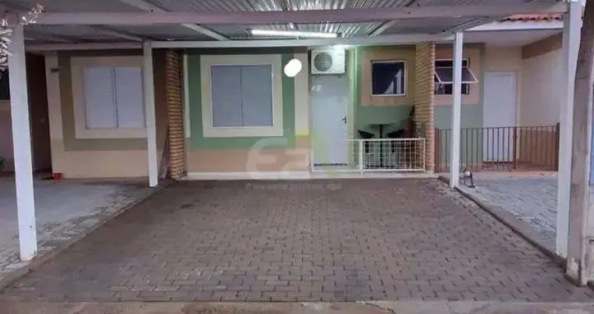 Charmosa Casa de 3 Dormitorios no Condominio Jardim Ipanema