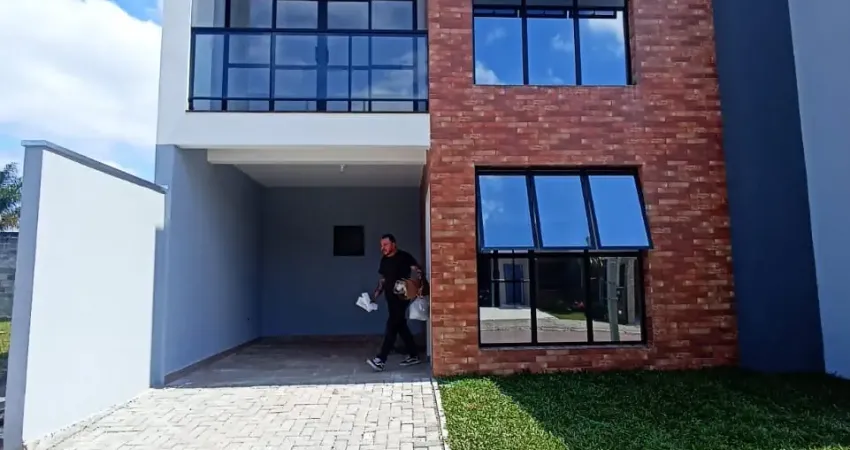 O sobrado dos seus sonhos está te esperando no Condomínio Itaqui – Campo Largo!