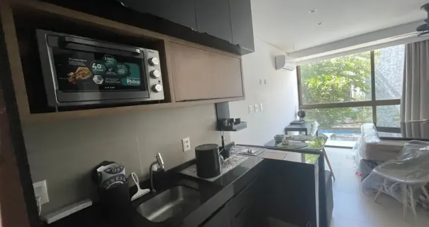 Studio/flat mobiliado com piscina aquecida no rooftop – porteira fechada em boa viagem, recife!