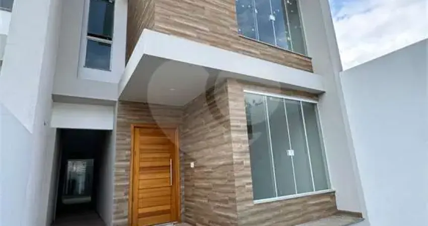 Casa com 3 quartos à venda na Cento E Cinquenta E Quatro, Laranjal, Volta Redonda