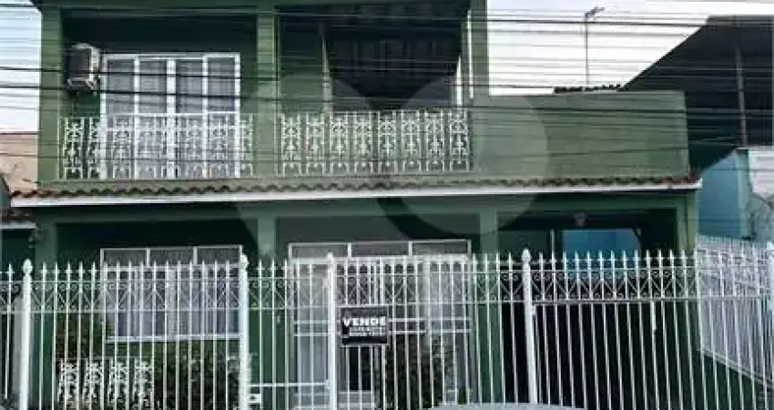 Casa com 4 quartos à venda na Rua Setecentos e Cinqüenta e Quatro, 232, Casa de Pedra, Volta Redonda