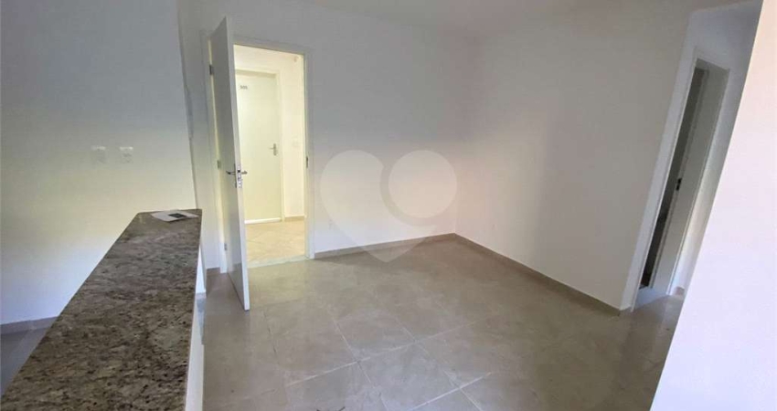 Apartamento com 2 quartos à venda em Três Poços - RJ