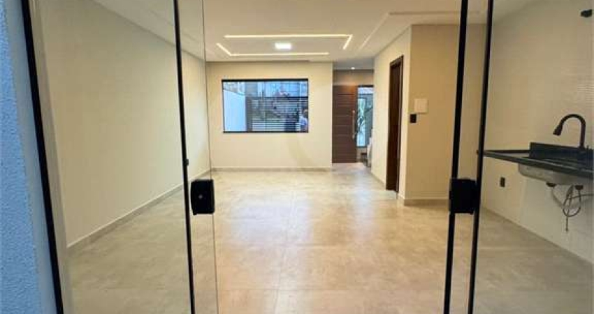 Casa com 3 quartos à venda em Jardim Belvedere - RJ