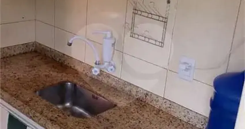 Apartamento com 2 quartos à venda em Santa Cruz - RJ