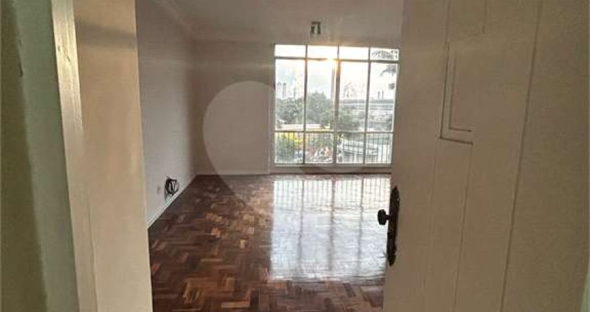 Apartamento com 4 quartos à venda ou para locação em Vila Santa Cecília - RJ