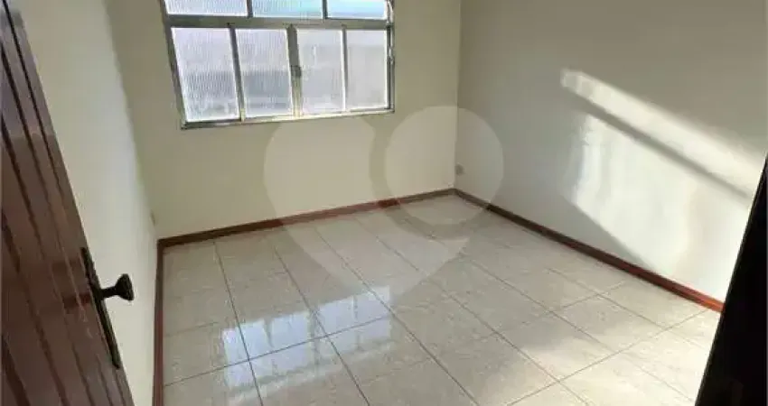 Apartamento com 3 quartos à venda em Vila Mury - RJ