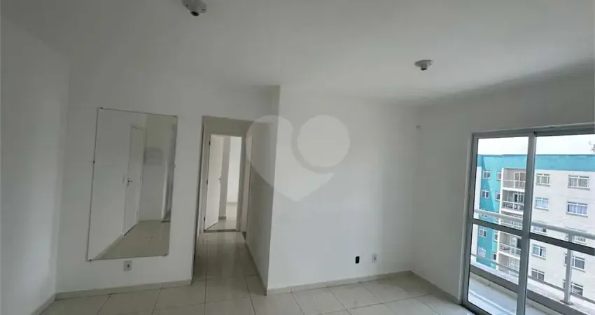 Apartamento com 2 quartos à venda em Água Limpa - RJ