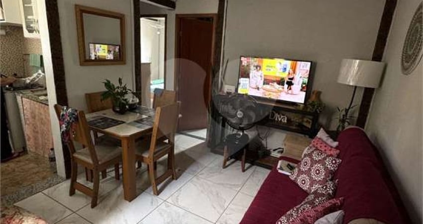 Apartamento com 2 quartos à venda em Santa Cruz - RJ