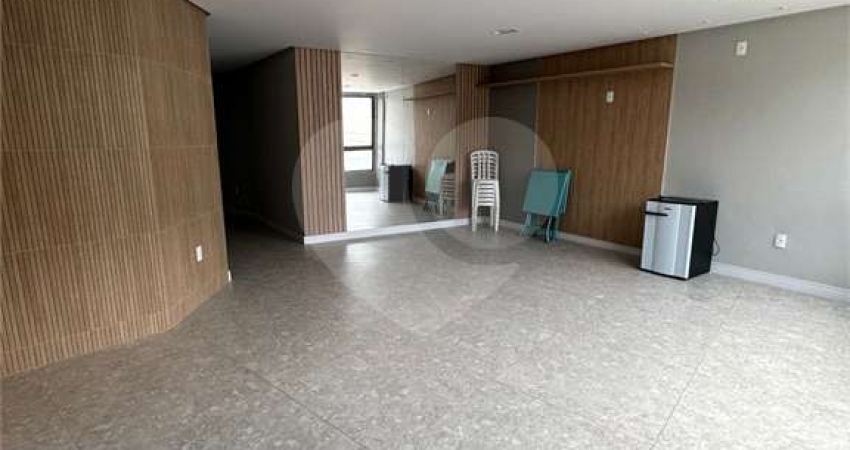 Apartamento com 2 quartos à venda em Jardim Amália - RJ