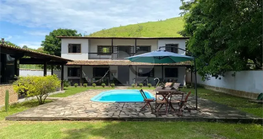 Chácara / sítio com 7 quartos à venda no Centro, Pinheiral 