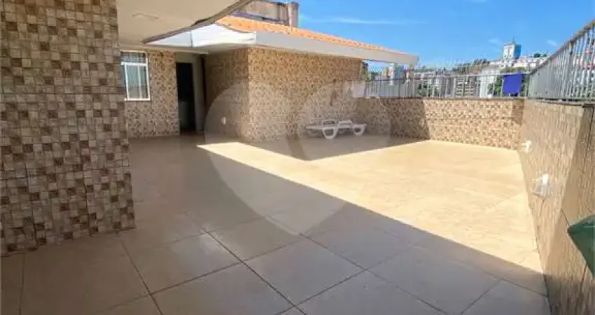 Cobertura com 1 quarto à venda no Centro, Barra Mansa 