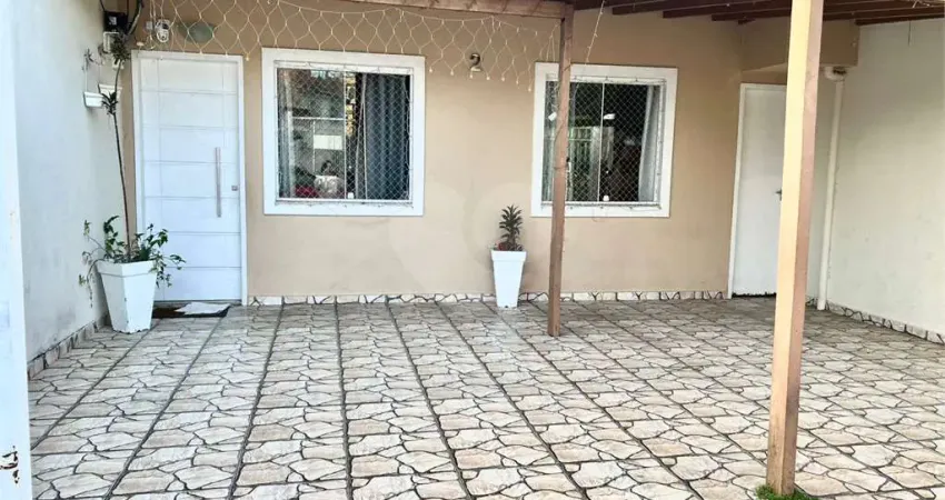 Casa com 3 quartos à venda na Rua Mil e Vinte e Um, 225, Santo Agostinho, Volta Redonda