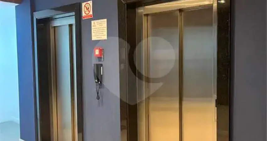 Kitnet / Stúdio para alugar na Rua Ruy Barbosa de Oliveira, 200, Aterrado, Volta Redonda