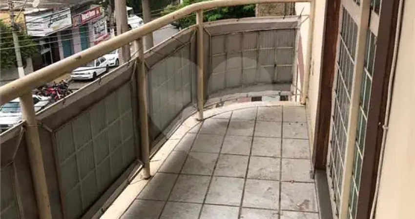 Apartamento com 3 quartos à venda no Retiro, Volta Redonda