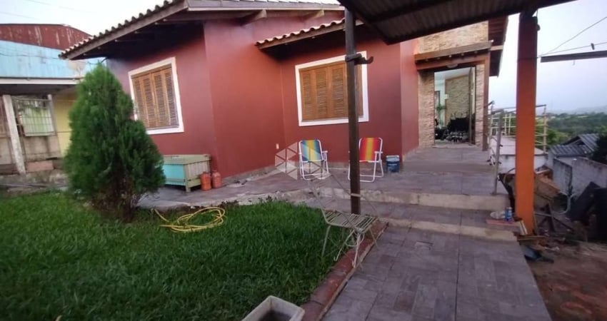 Oportunidade Única em São Leopoldo!  Casa 2 quartos, Garagem e Vista Deslumbrante!