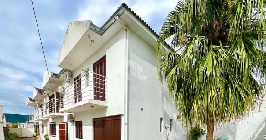 Casa com 2 quartos à venda na Rua Dona Luiza, 36, Nossa Senhora do Rosário, Santa Maria